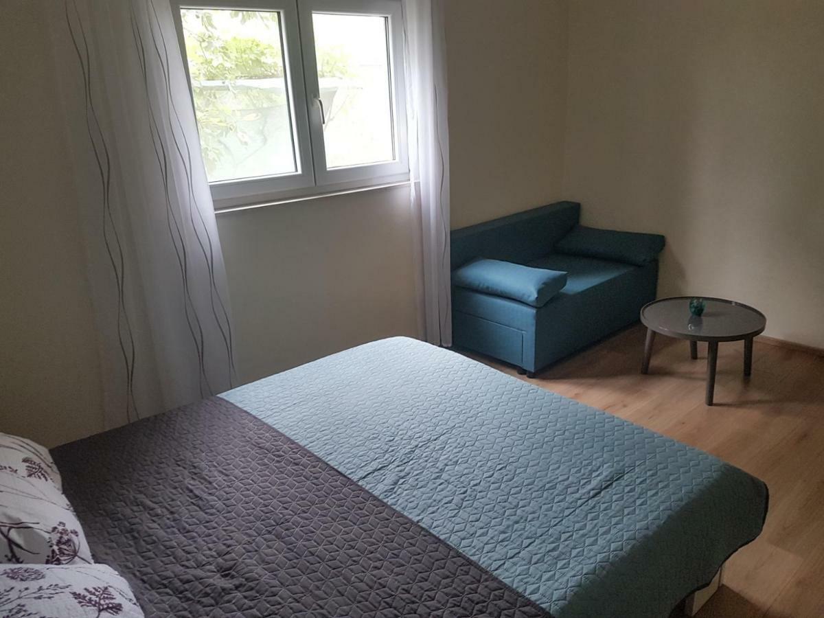 Apartment Drago Kastela Bagian luar foto
