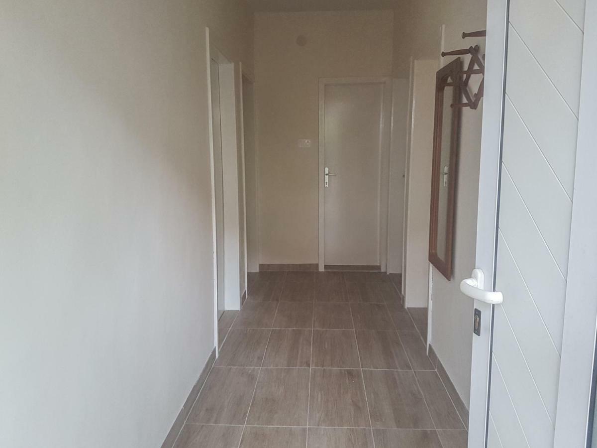 Apartment Drago Kastela Bagian luar foto