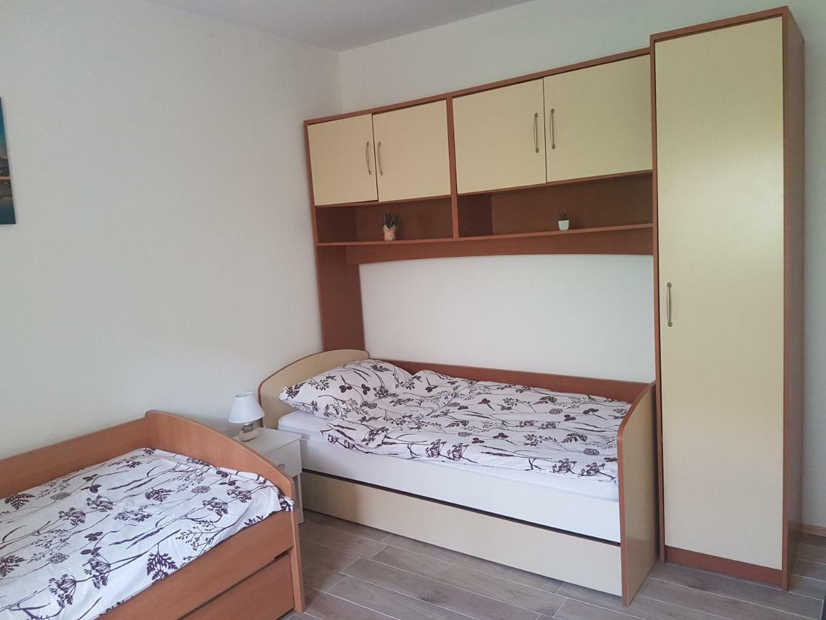 Apartment Drago Kastela Bagian luar foto
